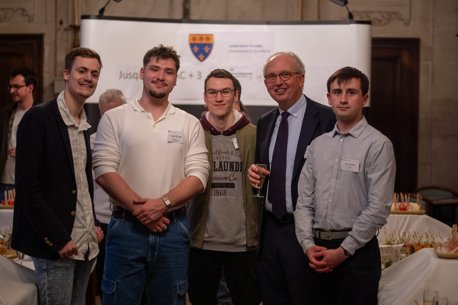 étudiants soirée supérieur 